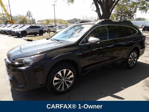 Crystal Black Silica 2024 Subaru Outback Touring