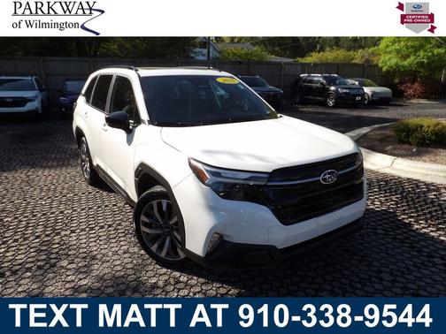 Crystal White Pearl 2025 Subaru Forester Touring