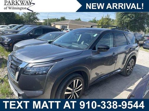 2t Gun Blk Roof 2025 Nissan Pathfinder Platinum