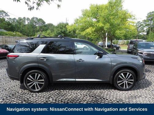 2t Gun Blk Roof 2025 Nissan Pathfinder Platinum