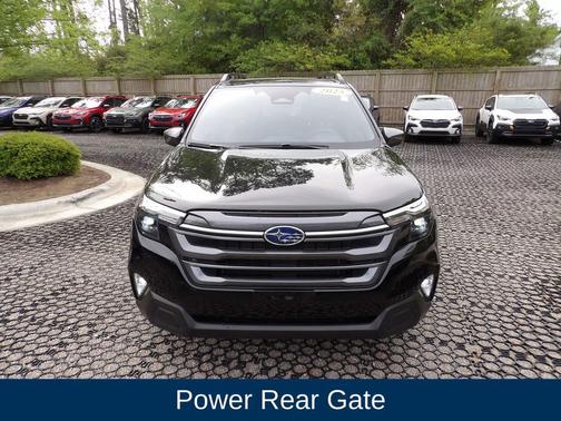 Crystal Black Silica 2025 Subaru Forester Premium