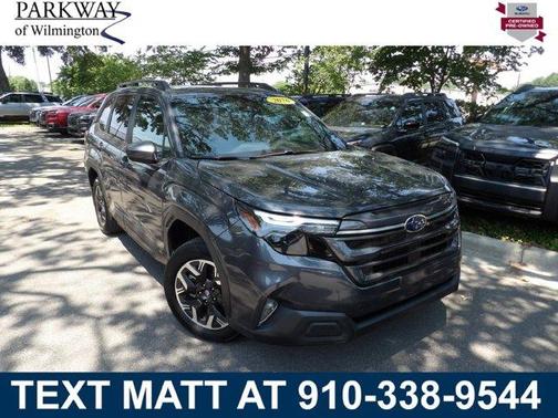 Magnetite Gray Metallic 2026 Subaru Forester Premium