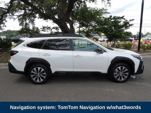 Crystal White Pearl 2025 Subaru Outback Limited
