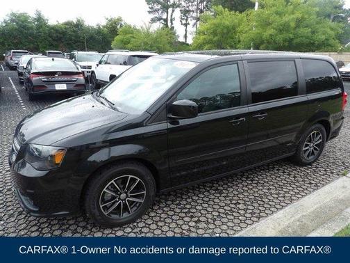 Onyx Black 2017 Dodge Grand Caravan SXT