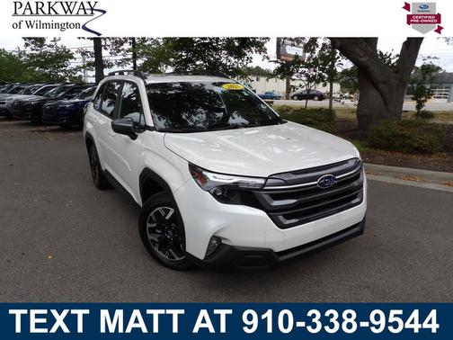 Crystal White Pearl 2025 Subaru Forester Premium