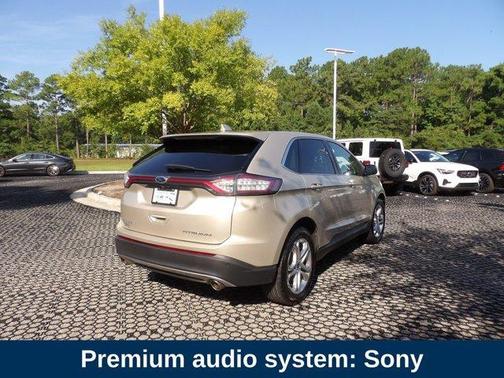 White Gold Metallic 2018 Ford Edge Titanium