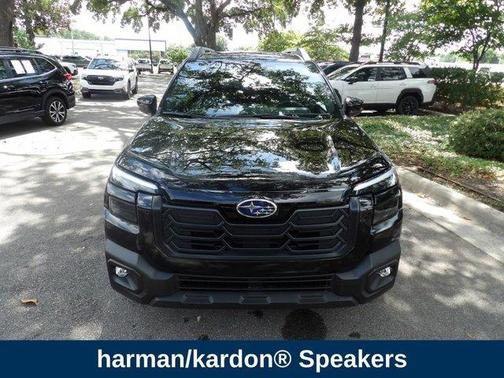 Crystal Black Pearl 2026 Subaru Outback Limited