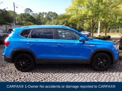 Cornflower Blue 2022 Volkswagen Taos 1.5T SEL