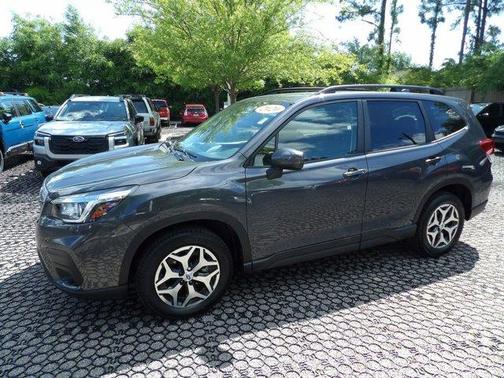 Magnetite Gray Metallic 2020 Subaru Forester Premium