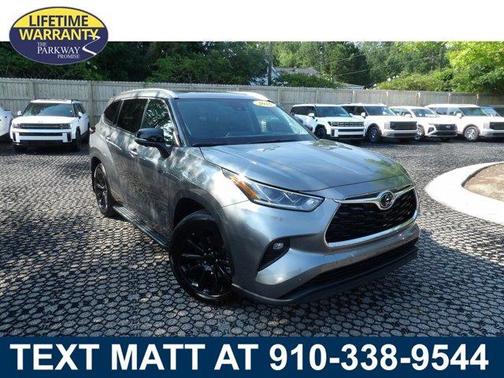 Metal 2025 Toyota Highlander Hybrid Limited