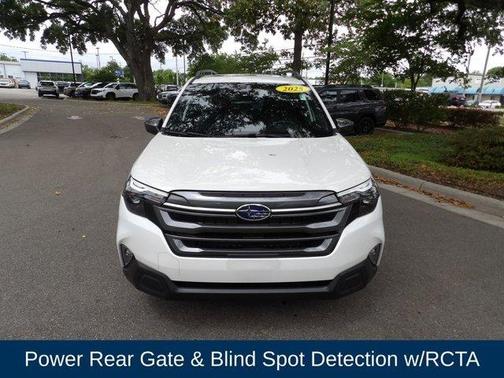 Crystal White Pearl 2025 Subaru Forester Premium