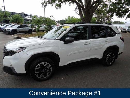 Crystal White Pearl 2025 Subaru Forester Premium
