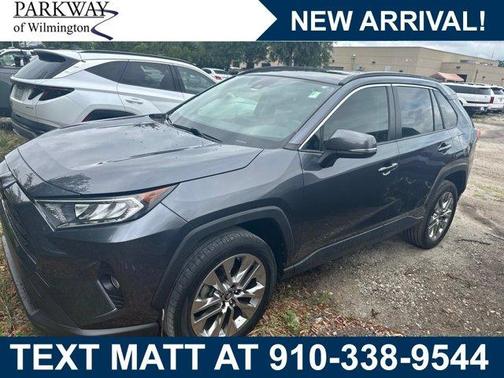 Magnetic Gray Metallic 2019 Toyota RAV4 XLE Premium