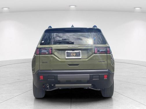 '41 2026 Jeep Cherokee Laredo 4x4