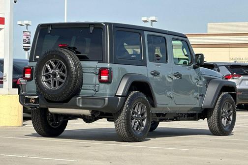 Anvil Clearcoat 2026 Jeep Wrangler Sport S