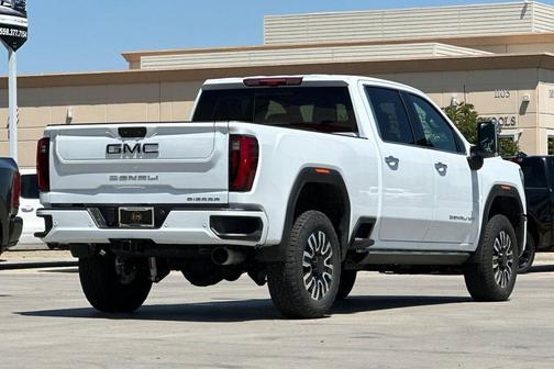 Glacier White Tricoat 2026 GMC Sierra 2500 Denali Ultimate