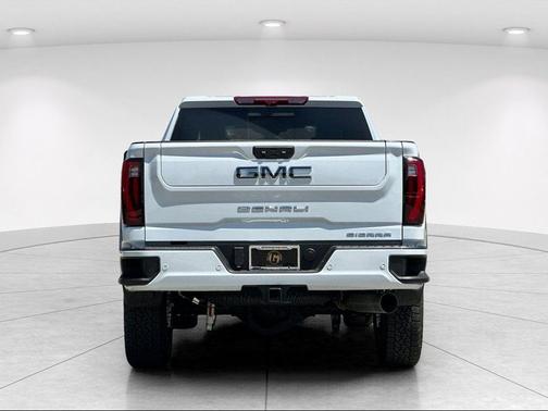 Glacier White Tricoat 2026 GMC Sierra 2500 Denali Ultimate