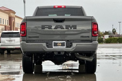 2026 RAM 2500 Big Horn Crew Cab 4x4 6'4' Box