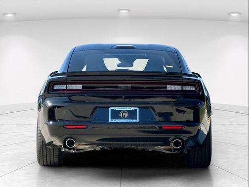 Diamond Black Crystal Pearlcoat 2026 Dodge Charger R/T