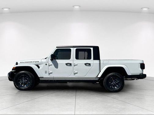Bright White Clearcoat 2026 Jeep Gladiator 85th Anniversary Edition