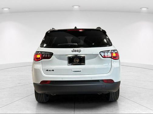 Bright White Clearcoat 2026 Jeep Compass Limited