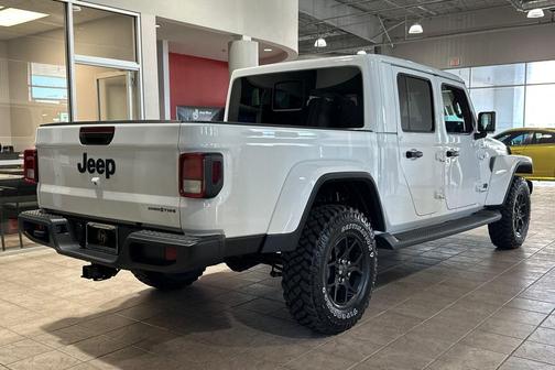 2025 Jeep Gladiator High Tide
