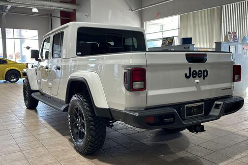 2025 Jeep Gladiator High Tide
