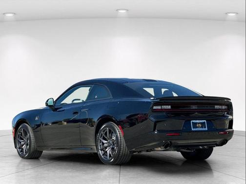 Diamond Black Crystal Pearlcoat 2026 Dodge Charger R/T Scat Pack