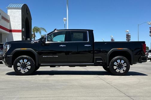 2025 GMC Sierra 2500 Denali
