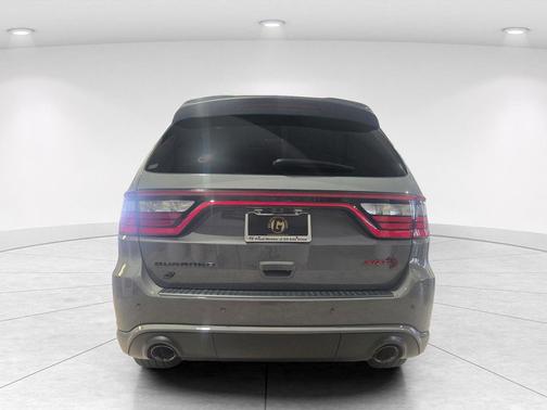 Destroyer Gray Clearcoat 2026 Dodge Durango SRT Hellcat Jailbreak AWD