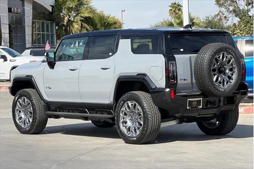 2025 GMC HUMMER EV SUV 3X