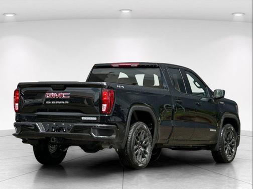 Onyx Black 2026 GMC Sierra 1500 Elevation