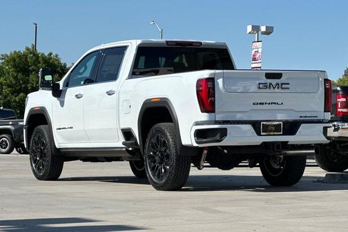 Glacier White Tricoat 2026 GMC Sierra 2500 Denali Ultimate