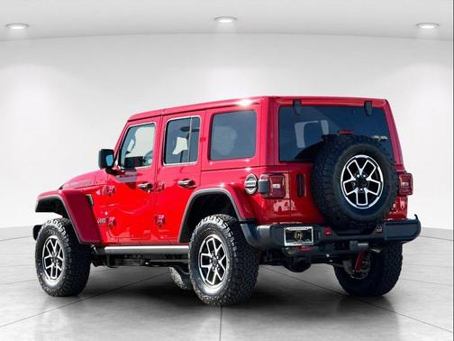 Firecracker Red Clearcoat 2026 Jeep Wrangler Rubicon