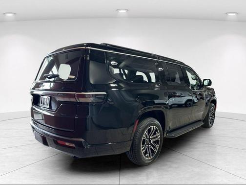 High Gloss Black 2026 Jeep Grand Wagoneer L 4x4