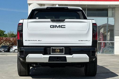 2025 GMC Sierra EV Extended Range Denali