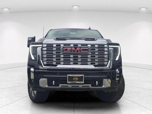 Onyx Black 2026 GMC Sierra 2500 Denali