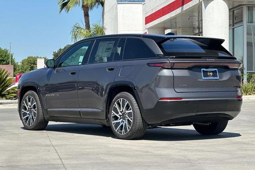 2025 Jeep Wagoneer S Limited