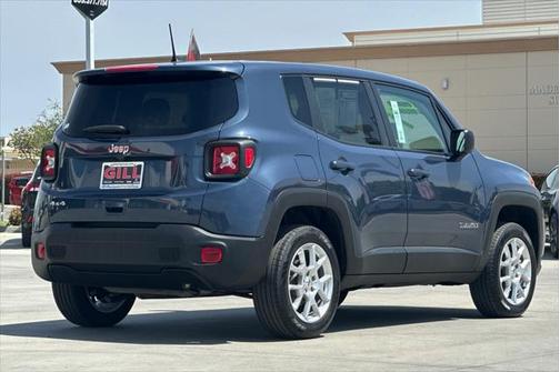 2023 Jeep Renegade Latitude