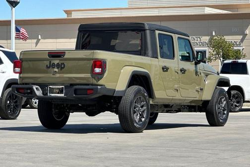 2026 Jeep Gladiator Sport S