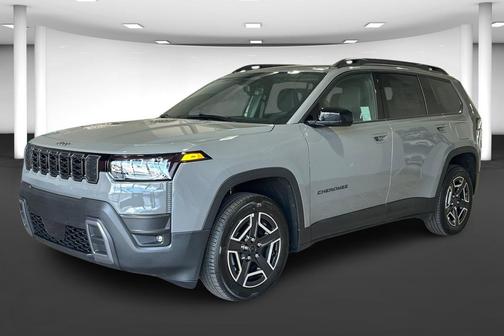 Sting-Gray Clearcoat 2026 Jeep Cherokee Laredo