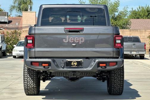 2025 Jeep Gladiator Mojave