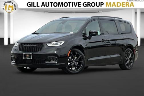 2026 Chrysler Pacifica L