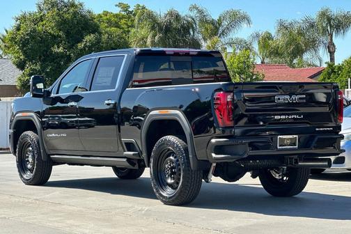 Onyx Black 2026 GMC Sierra 2500 Denali Ultimate