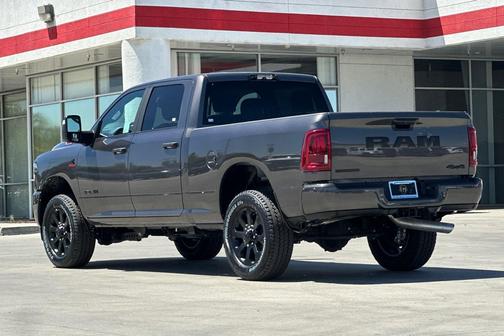 2025 RAM 2500 Big Horn Crew Cab 4x4 6'4' Box