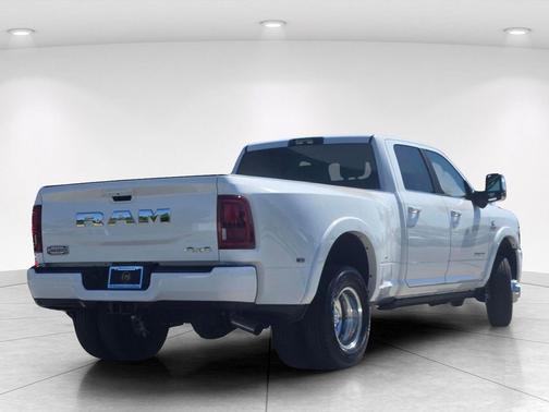 Bright White Clearcoat 2026 RAM 3500 Longhorn