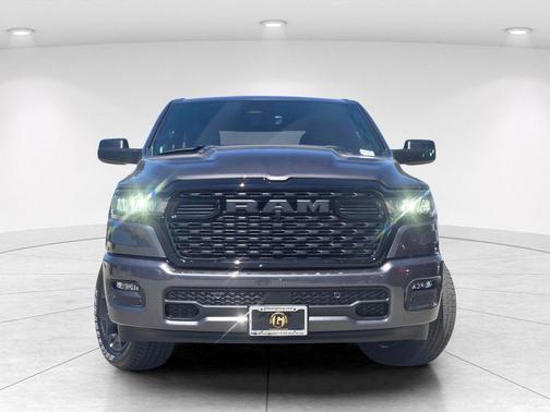 Granite Crystal Metallic Clearcoat 2026 RAM 1500 Express