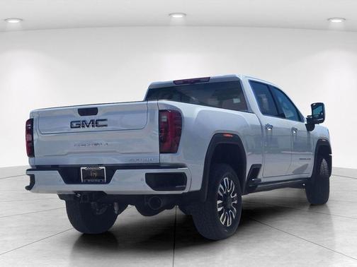 Glacier White Tricoat 2026 GMC Sierra 2500 Denali Ultimate