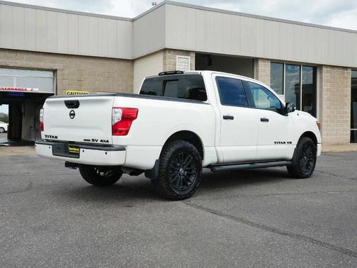 2019 Nissan Titan SV