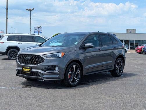 Gray 2022 Ford Edge ST